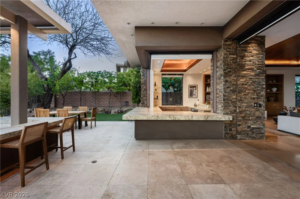 91 Hawk Ridge, Las Vegas, NV 89135
