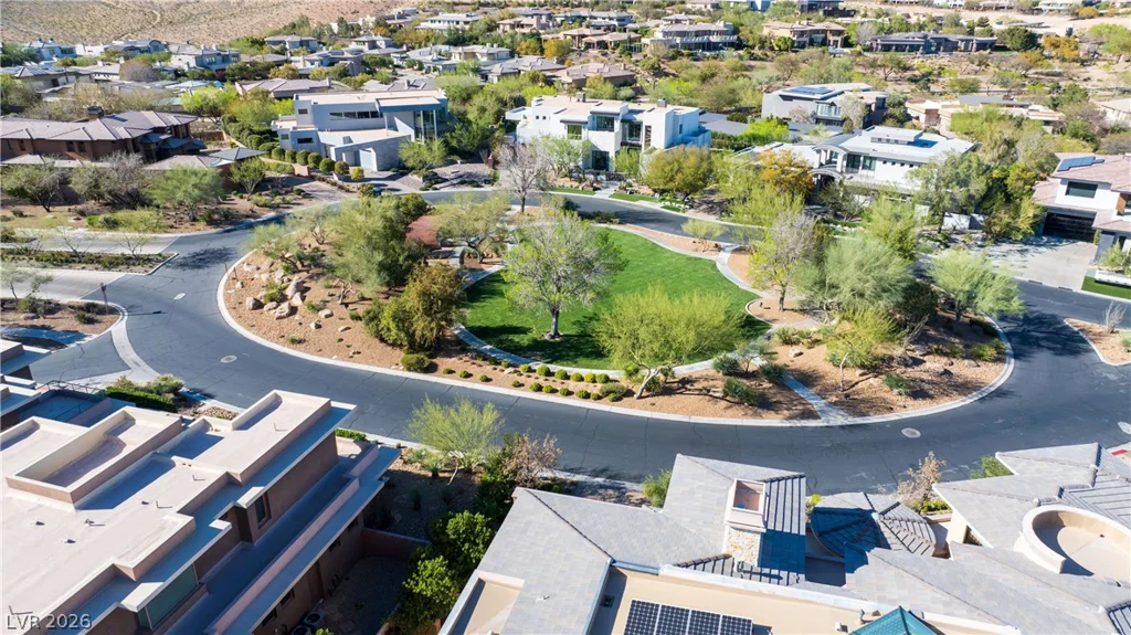91 Hawk Ridge, Las Vegas, NV 89135