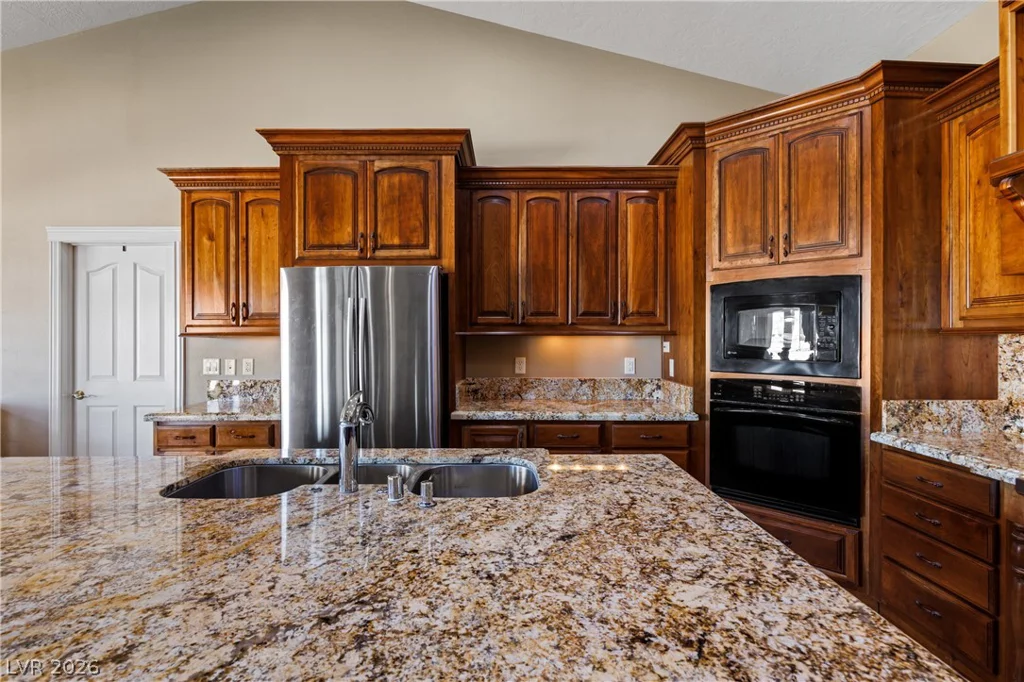 770 Arrow, Overton, NV 89040