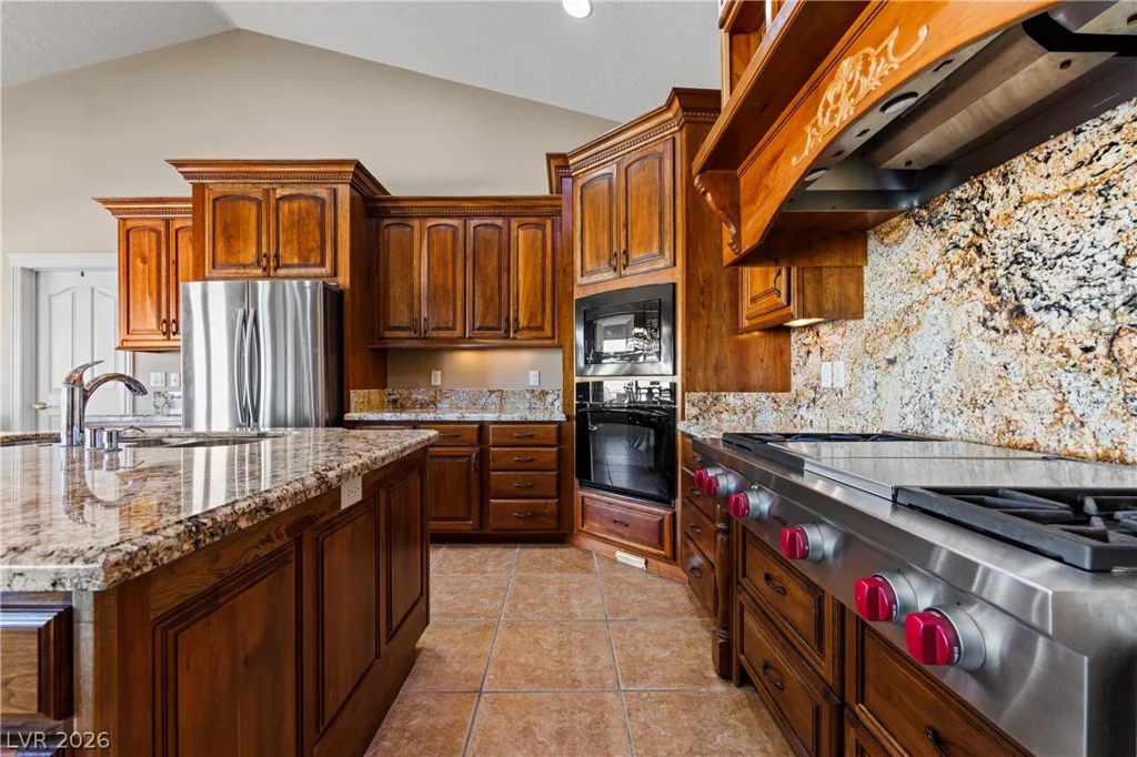 770 Arrow, Overton, NV 89040
