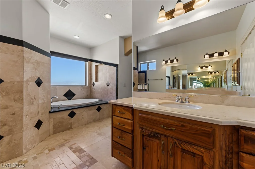 770 Arrow, Overton, NV 89040