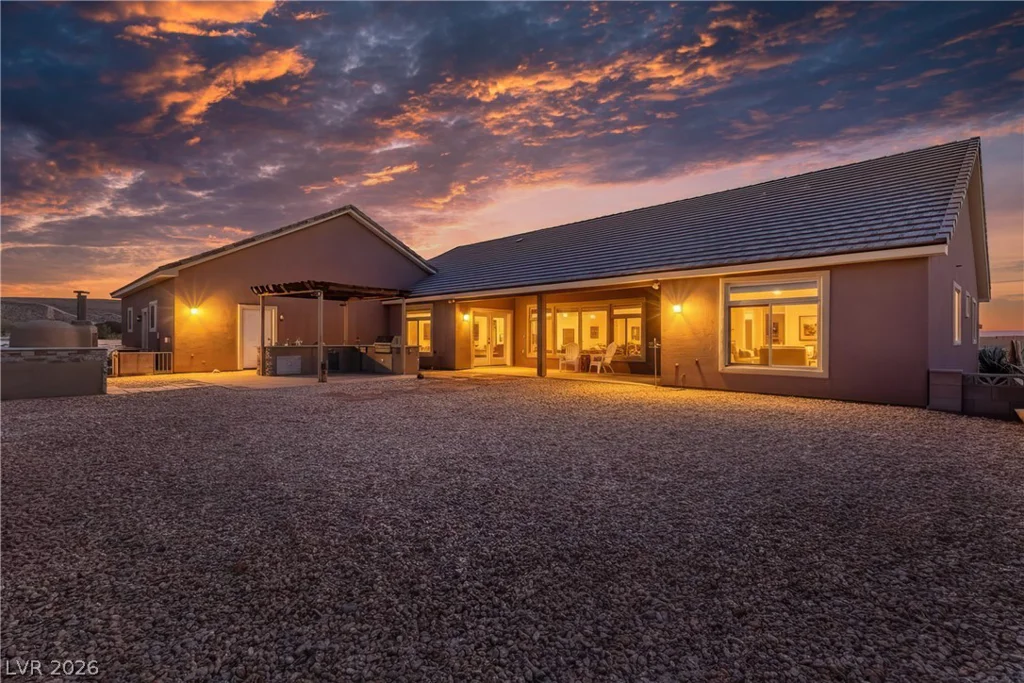 770 Arrow, Overton, NV 89040