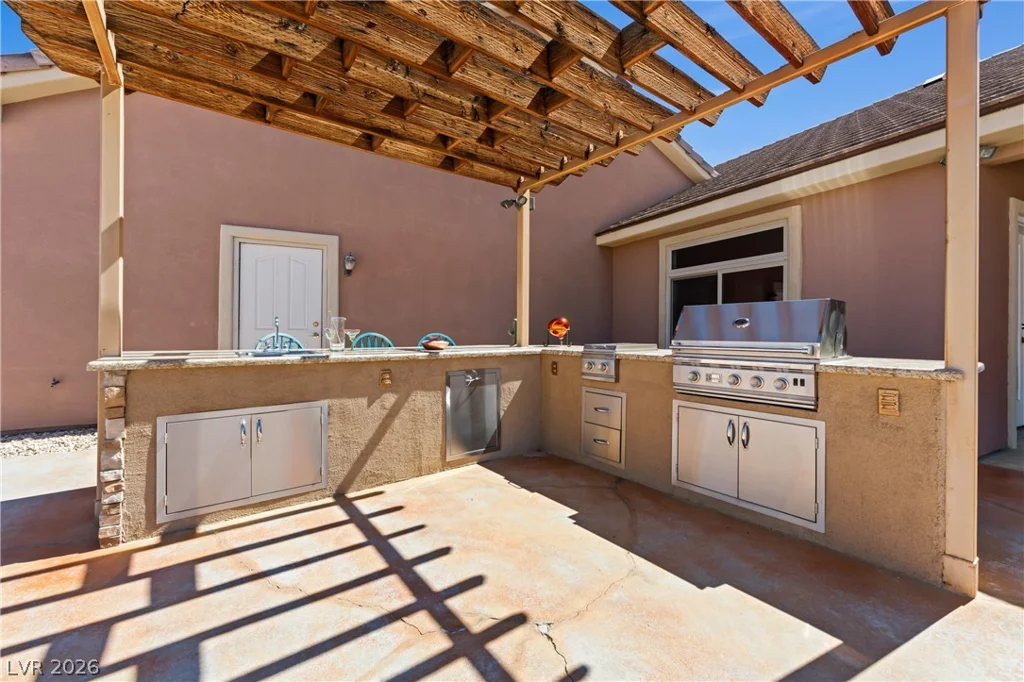 770 Arrow, Overton, NV 89040