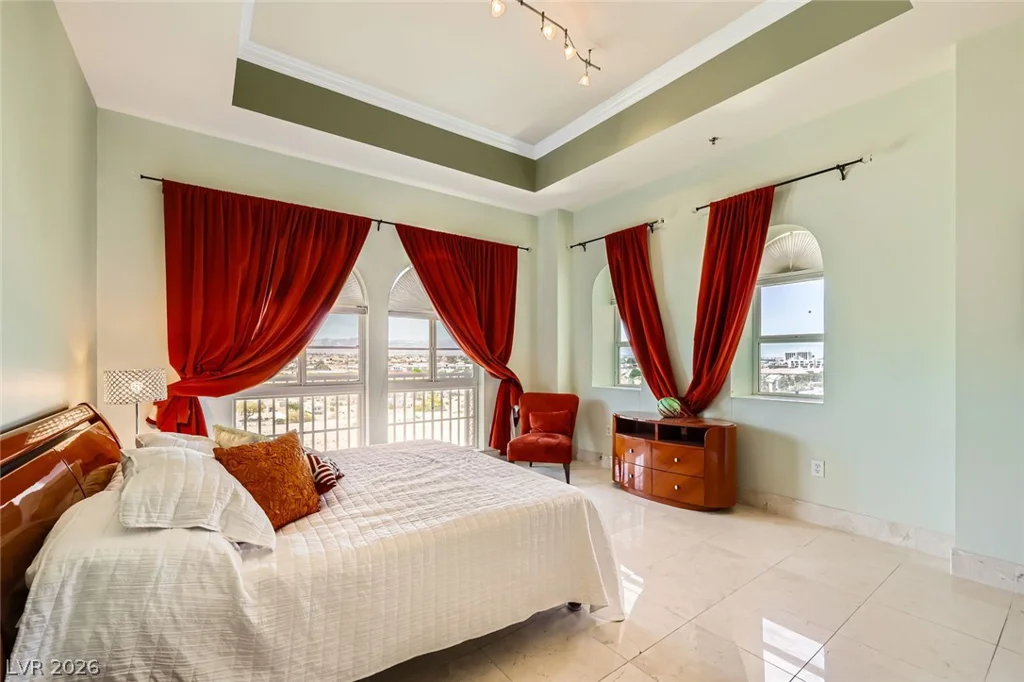 2455 Serene, Las Vegas, NV 89123