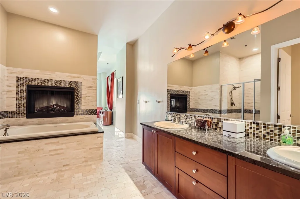 2455 Serene, Las Vegas, NV 89123