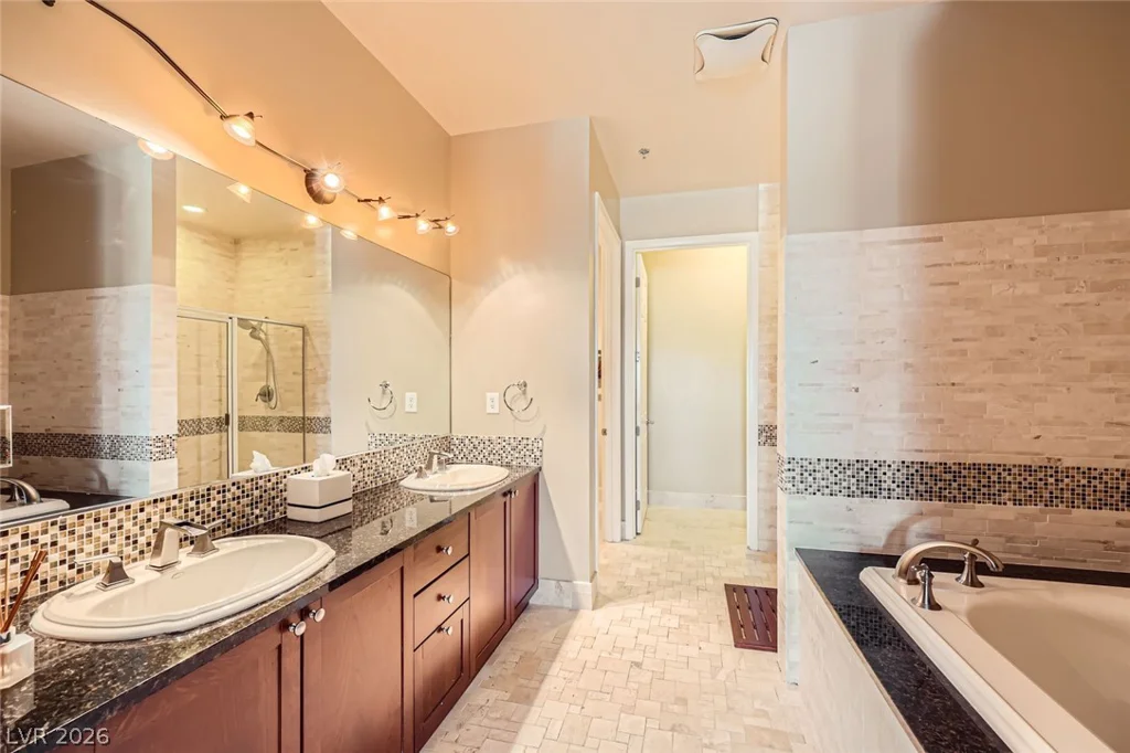 2455 Serene, Las Vegas, NV 89123