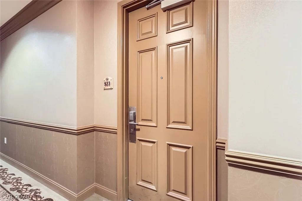 2455 Serene, Las Vegas, NV 89123