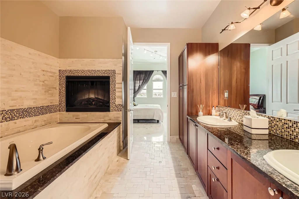 2455 Serene, Las Vegas, NV 89123