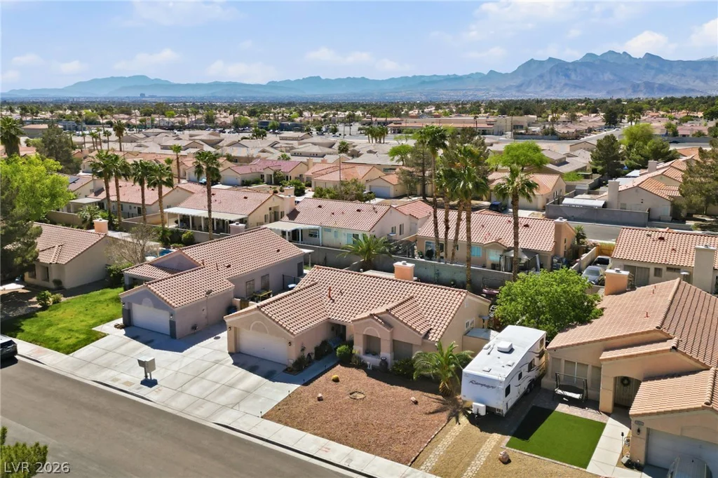 4921 Breezy Day, North Las Vegas, NV 89031