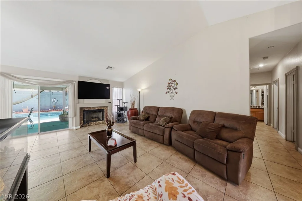 4921 Breezy Day, North Las Vegas, NV 89031