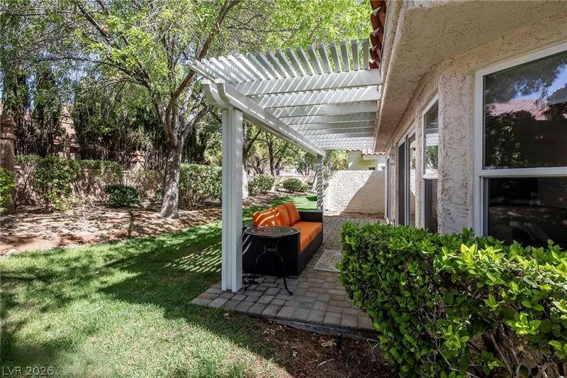 7044 Bright Springs, Las Vegas, NV 89113