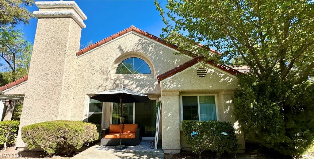 7044 Bright Springs, Las Vegas, NV 89113