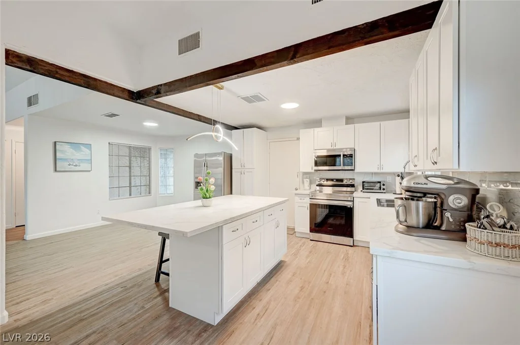 6771 Shelter, Las Vegas, NV 89103