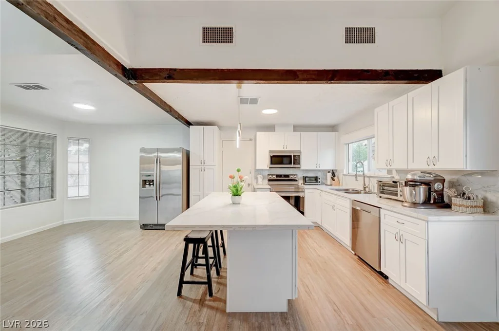 6771 Shelter, Las Vegas, NV 89103
