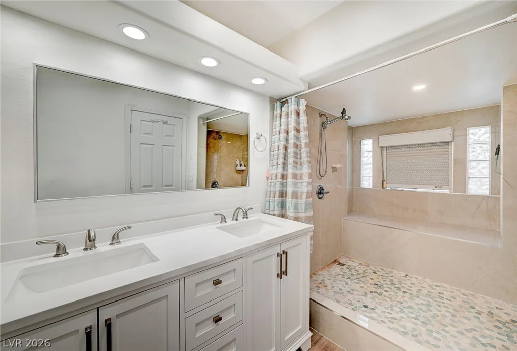 6771 Shelter, Las Vegas, NV 89103