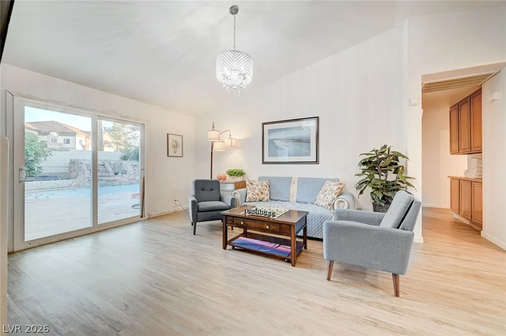 6771 Shelter, Las Vegas, NV 89103