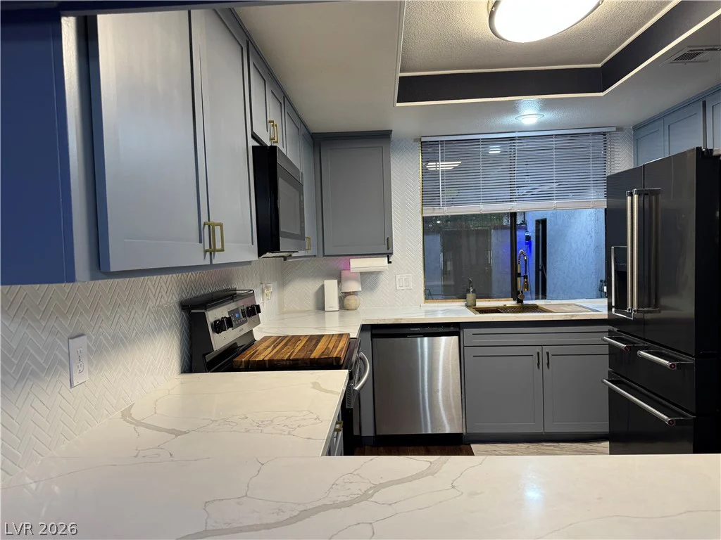 2477 Vallarta, Las Vegas, NV 89121