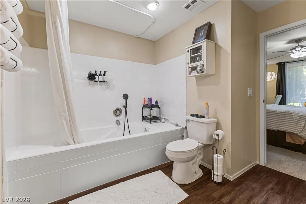 2477 Vallarta, Las Vegas, NV 89121