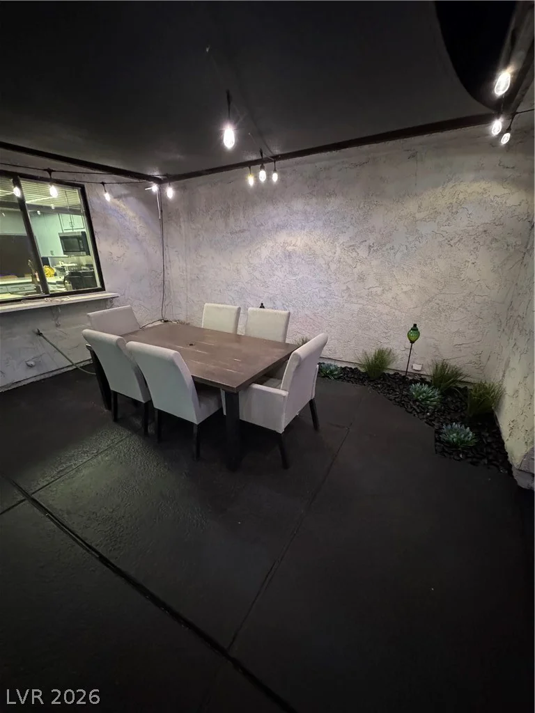 2477 Vallarta, Las Vegas, NV 89121