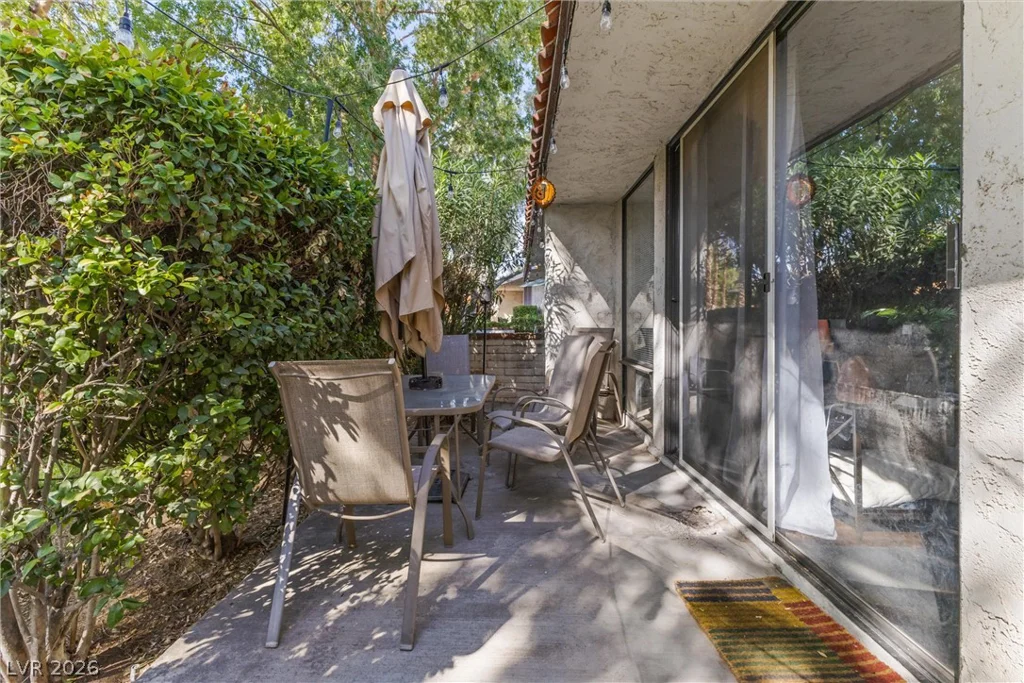 2477 Vallarta, Las Vegas, NV 89121