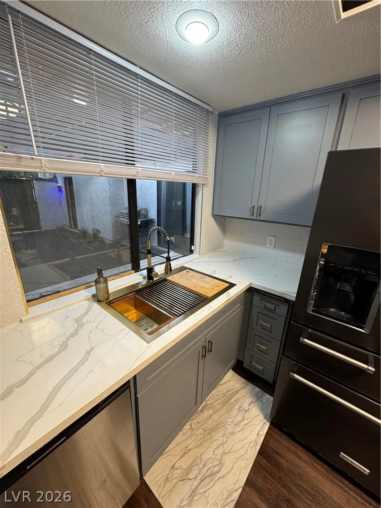 2477 Vallarta, Las Vegas, NV 89121