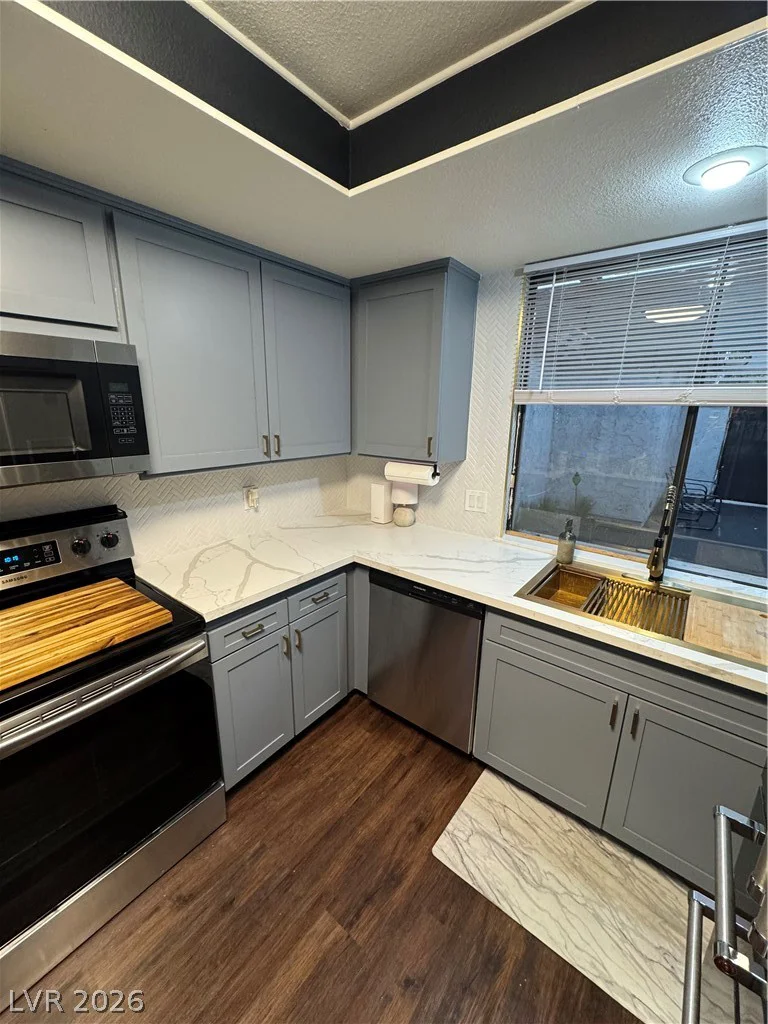 2477 Vallarta, Las Vegas, NV 89121