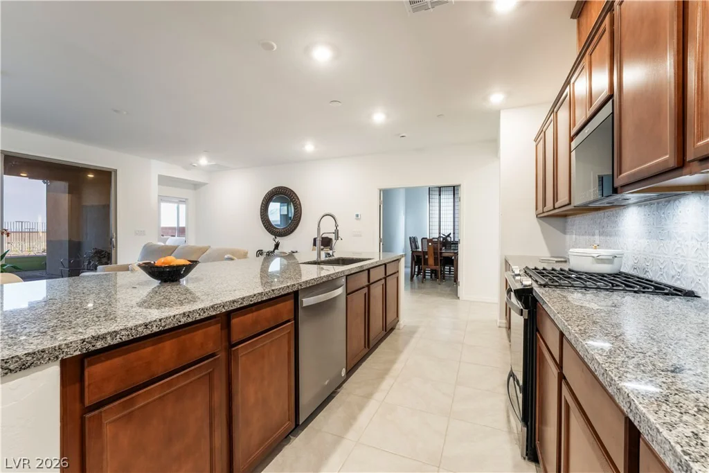 10216 Chrysolite, Las Vegas, NV 89143