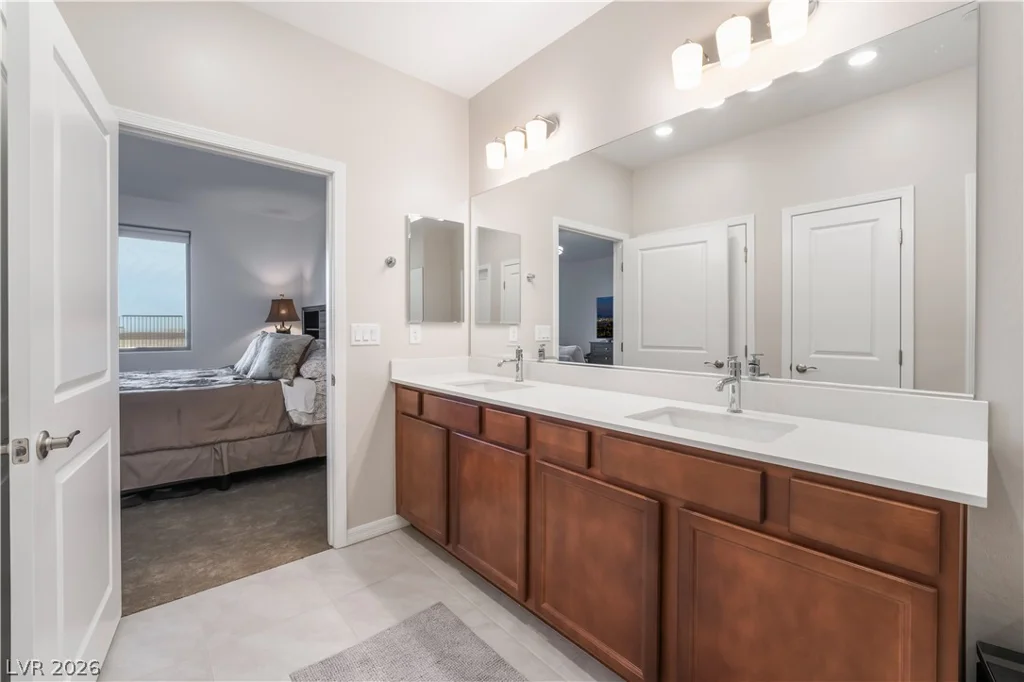 10216 Chrysolite, Las Vegas, NV 89143