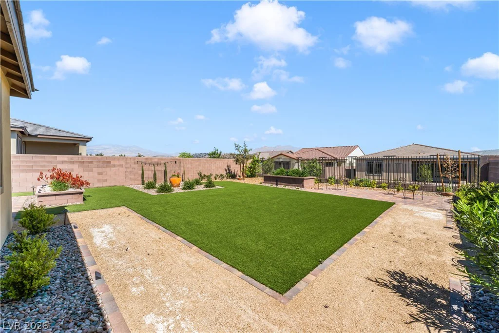10216 Chrysolite, Las Vegas, NV 89143