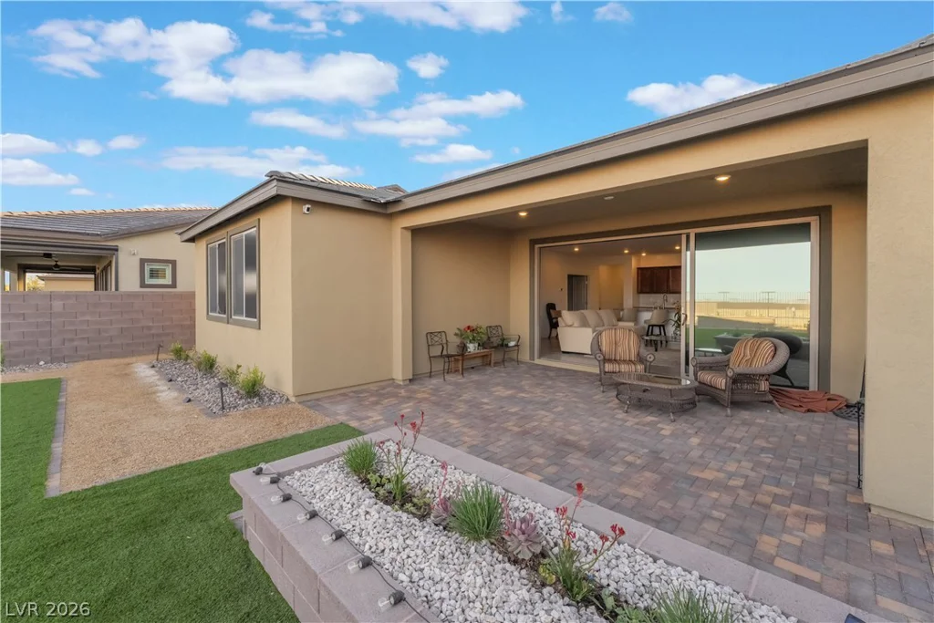 10216 Chrysolite, Las Vegas, NV 89143