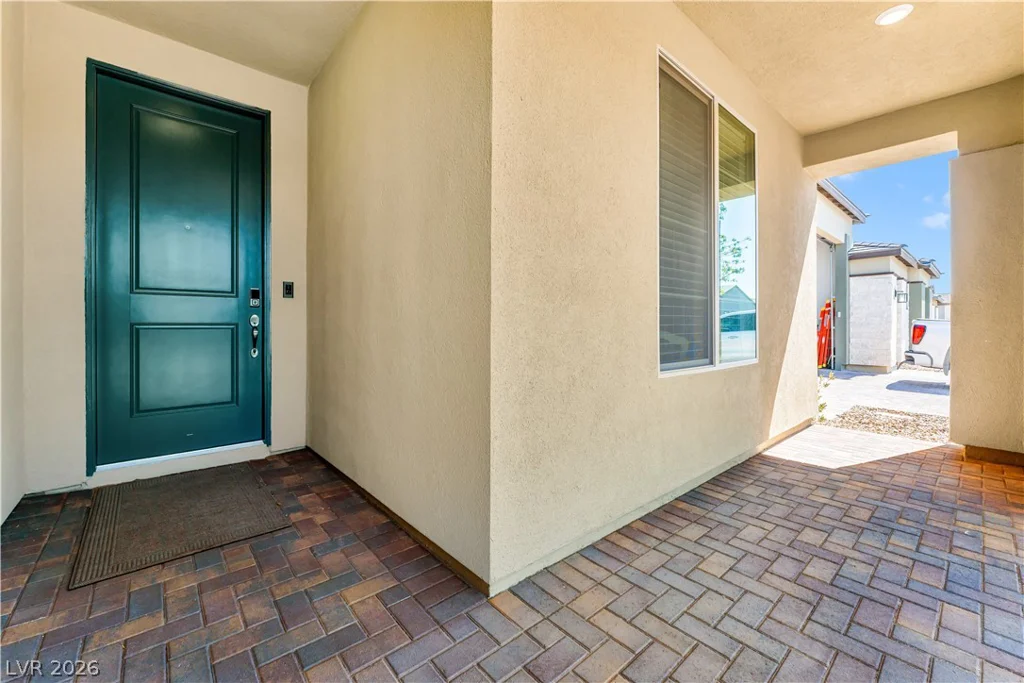 10216 Chrysolite, Las Vegas, NV 89143