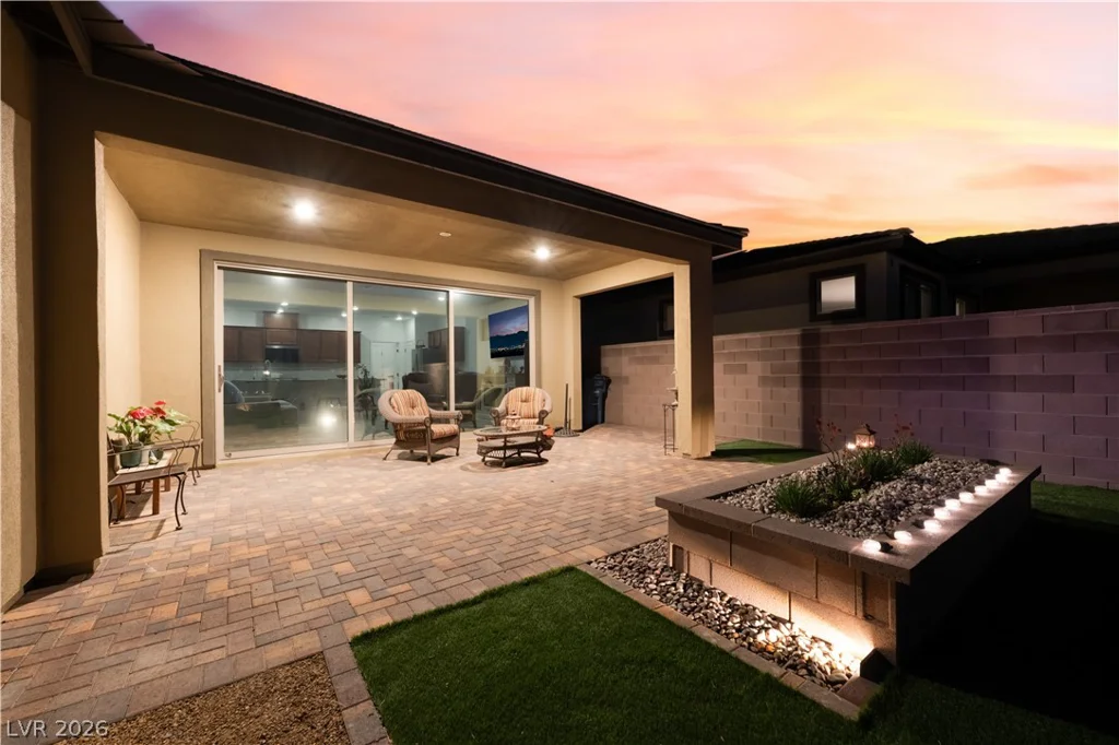 10216 Chrysolite, Las Vegas, NV 89143