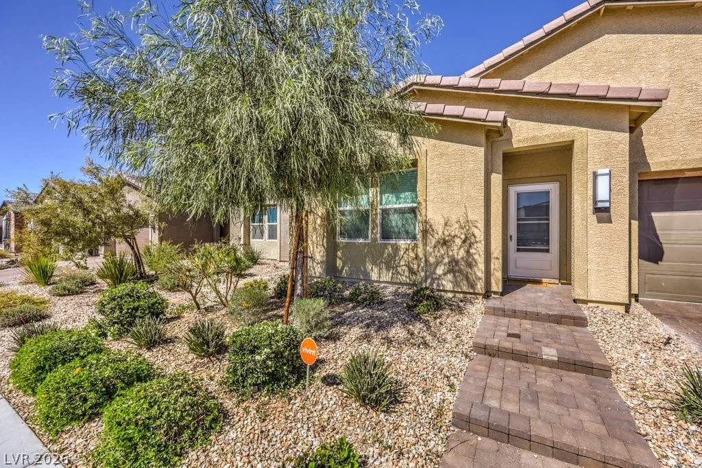 3026 English Palmer, North Las Vegas, NV 89086