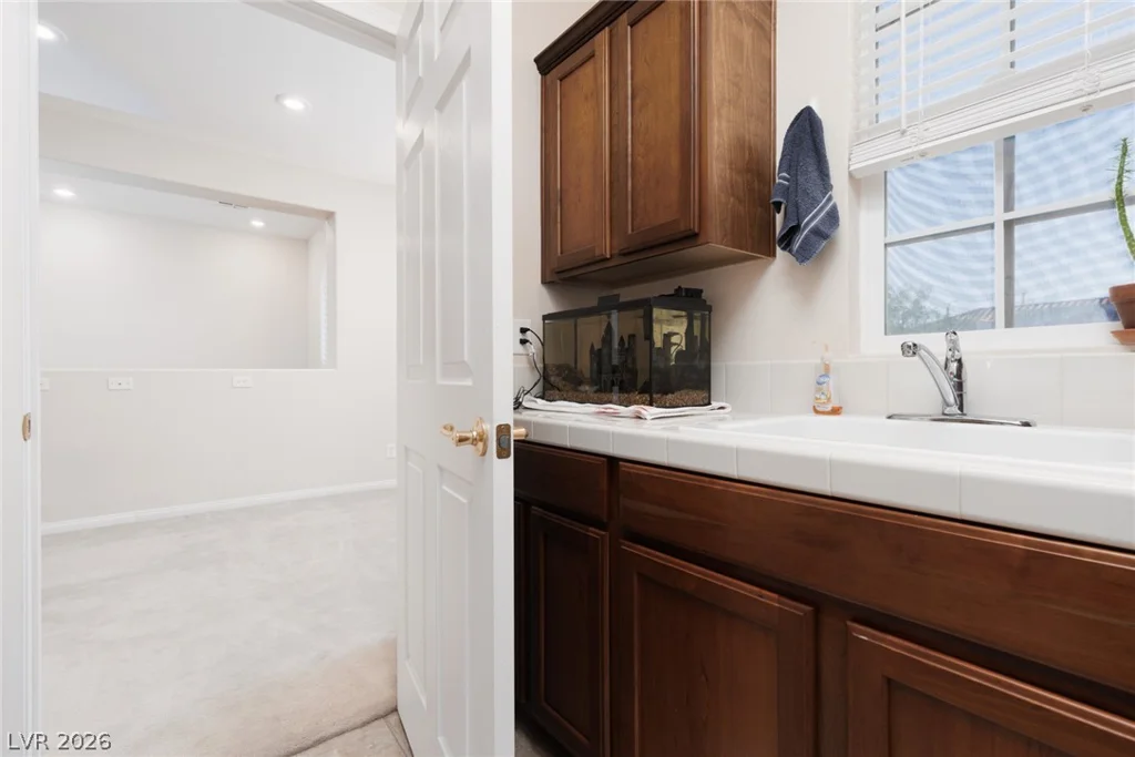 9270 Wildcat Hill, Las Vegas, NV 89178