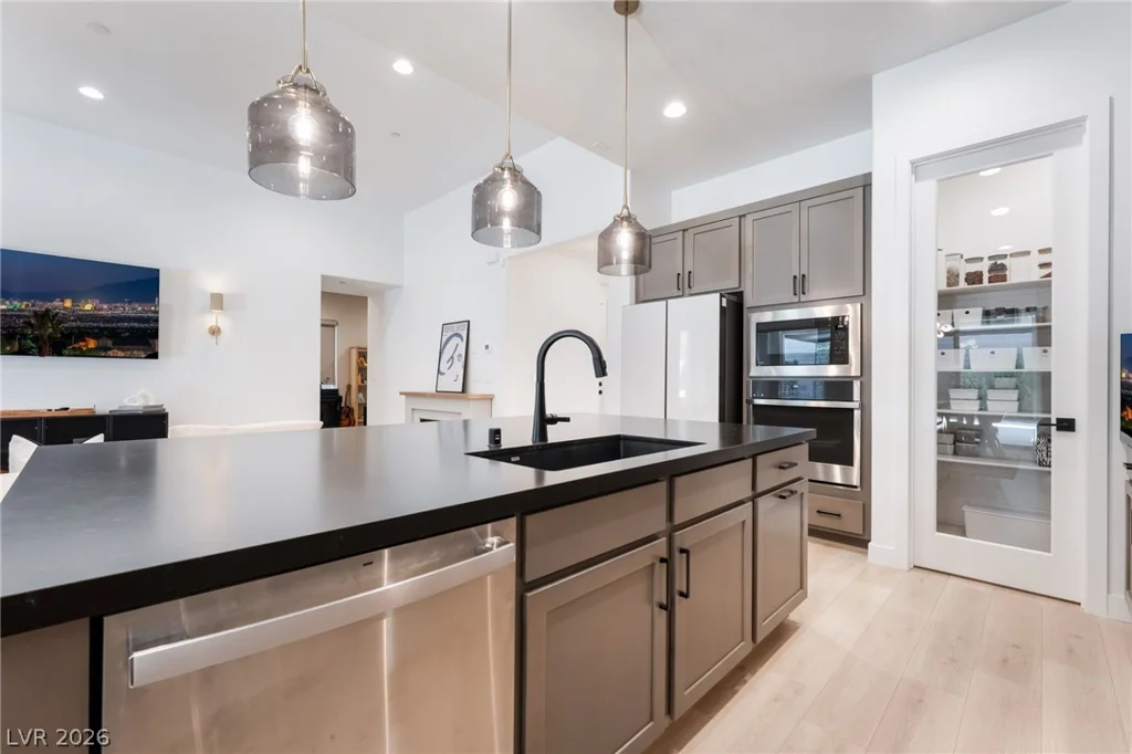 10149 Zeta Tucana, Las Vegas, NV 89143
