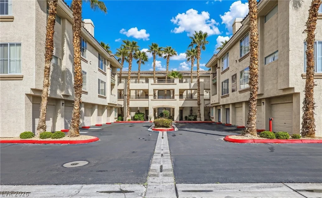 7151 Durango, Las Vegas, NV 89113
