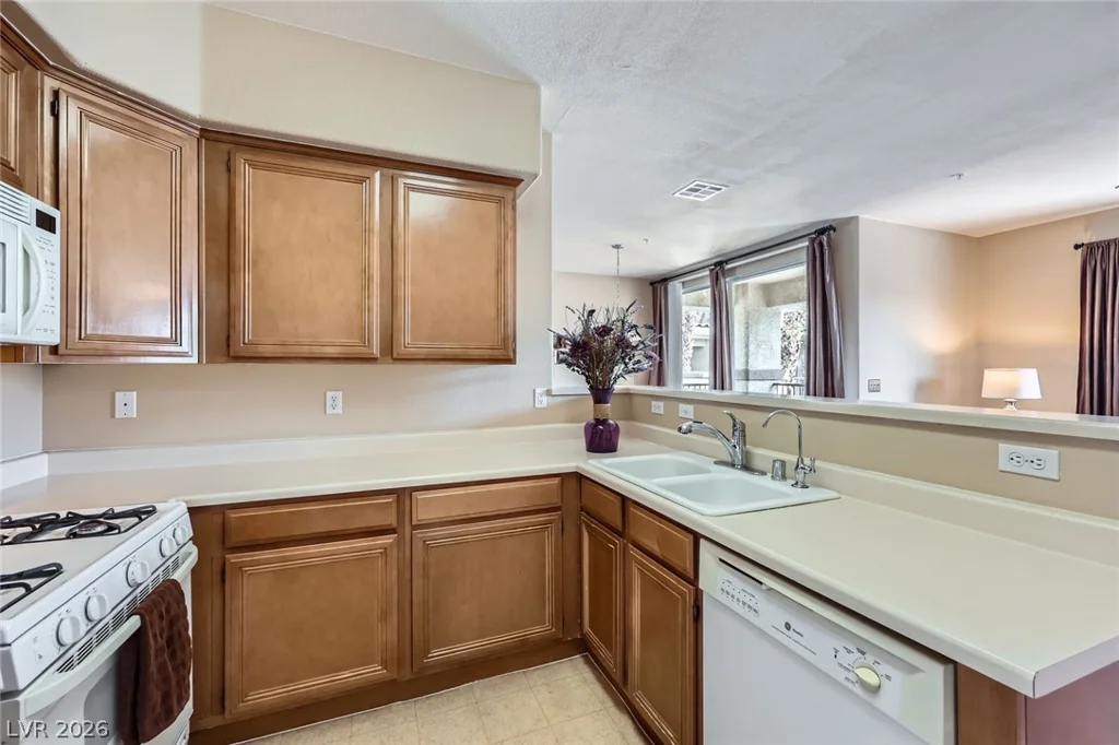 7151 Durango, Las Vegas, NV 89113