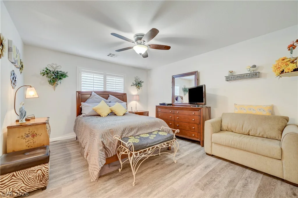 868 Bare Branch, Las Vegas, NV 89123