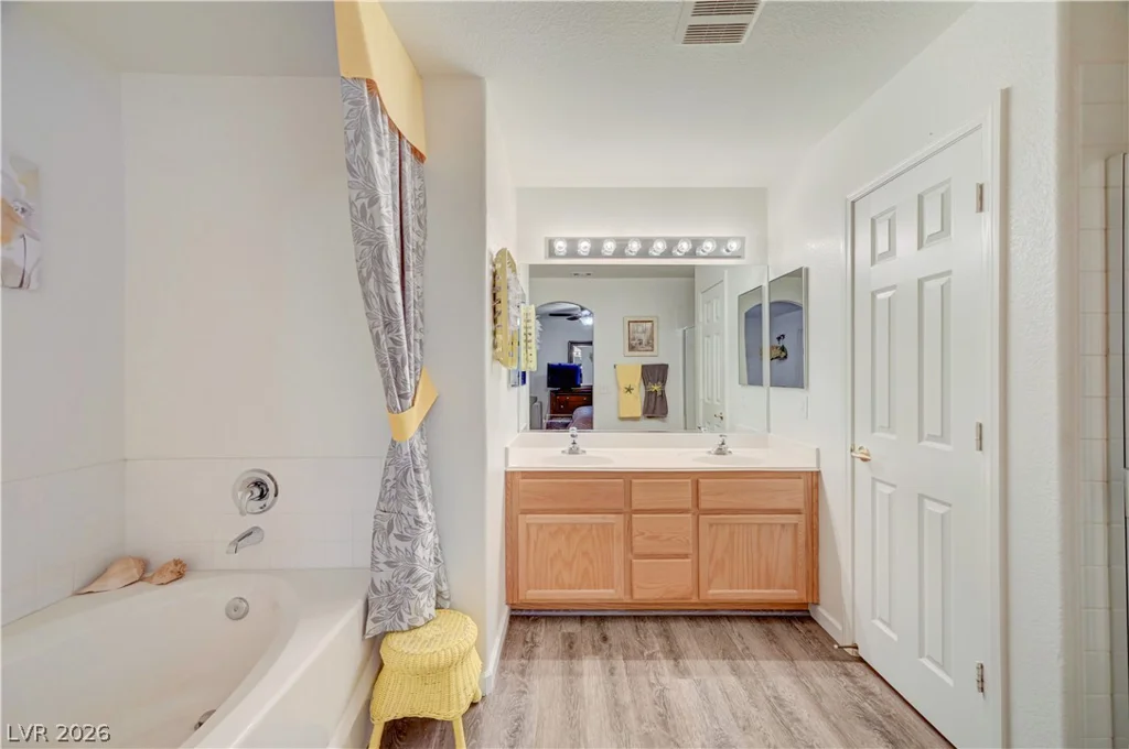 868 Bare Branch, Las Vegas, NV 89123