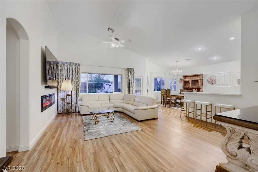 10824 Windrose Point, Las Vegas, NV 89144