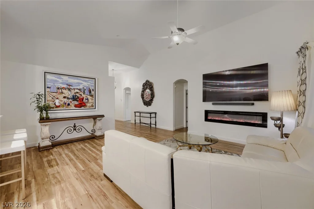 10824 Windrose Point, Las Vegas, NV 89144