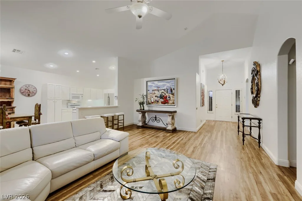 10824 Windrose Point, Las Vegas, NV 89144