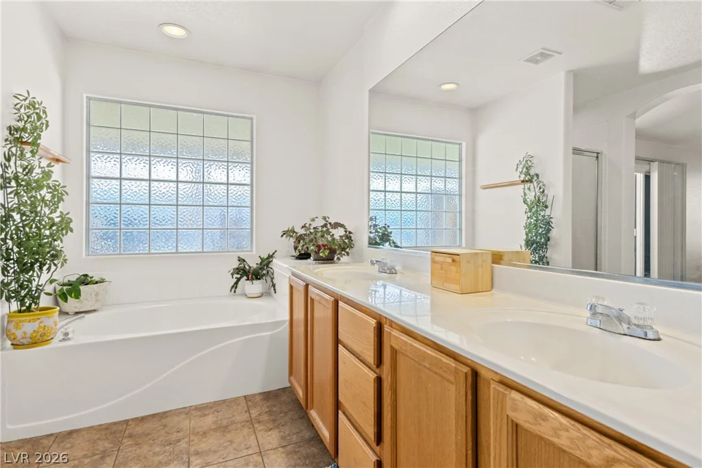 3417 Thom, Las Vegas, NV 89130