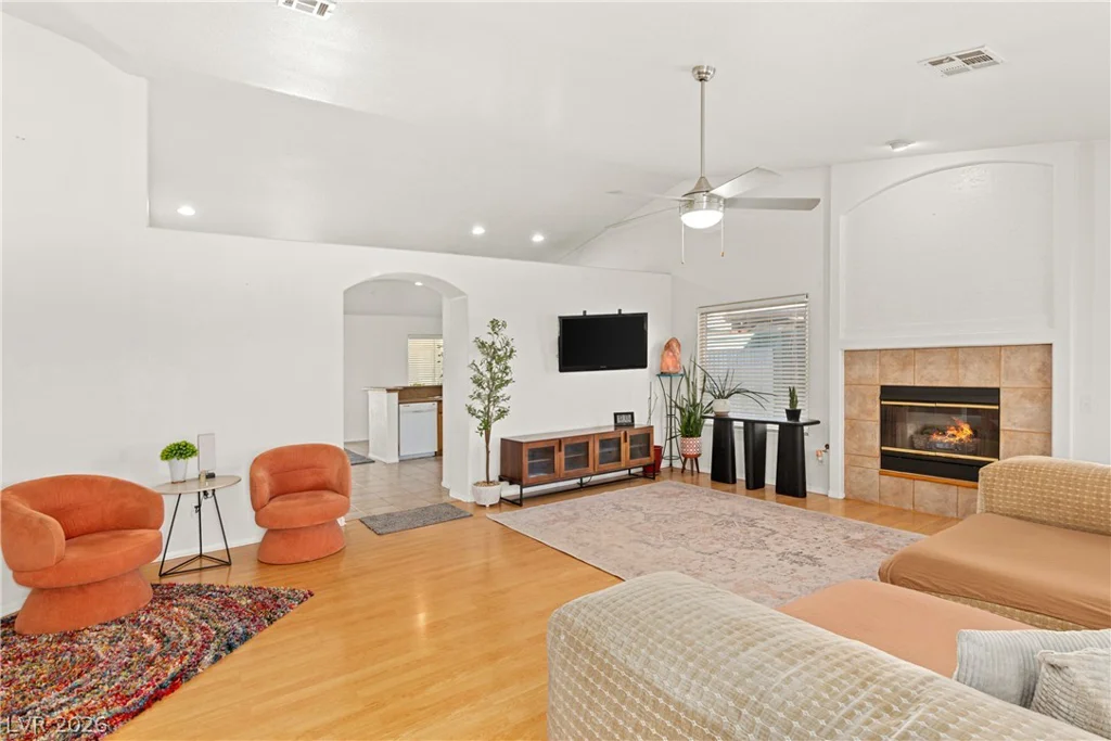 3417 Thom, Las Vegas, NV 89130