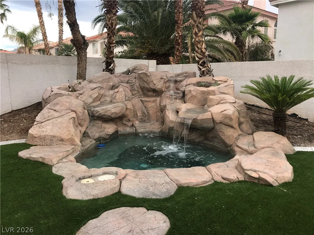 8608 Copper Knoll, Las Vegas, NV 89129