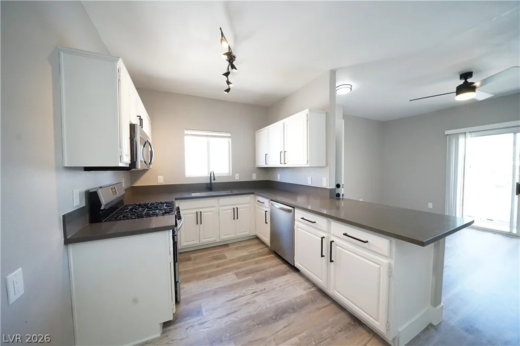 5650 Sahara, Las Vegas, NV 89142