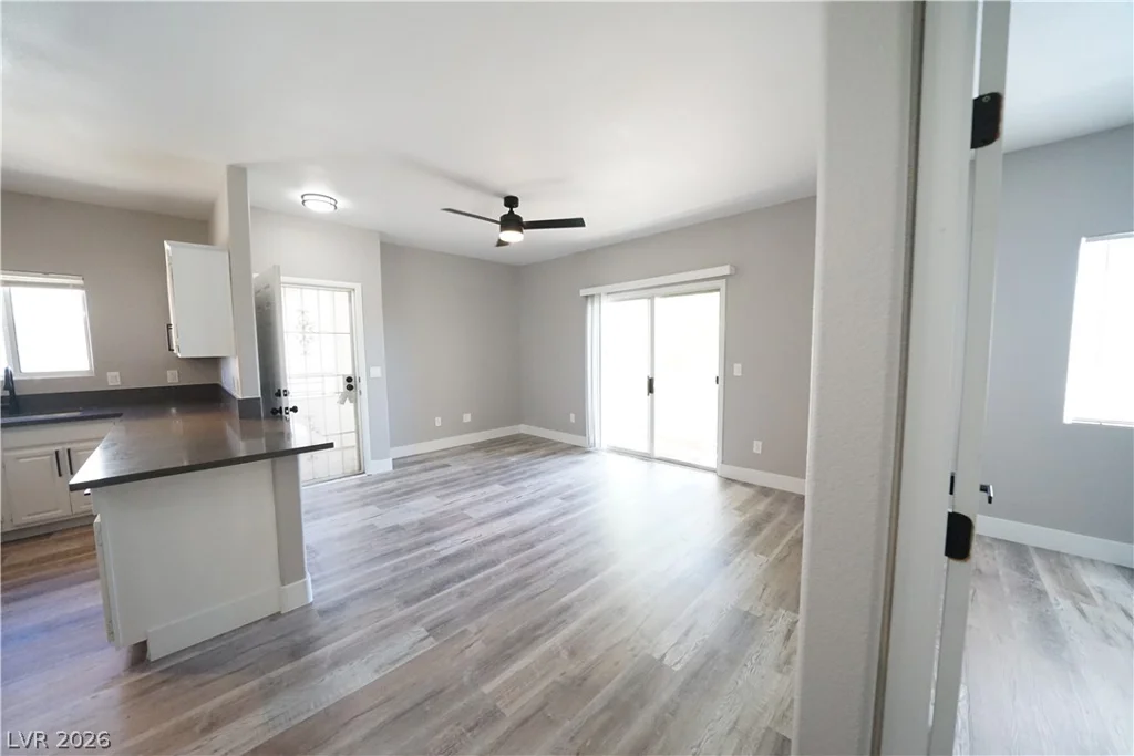 5650 Sahara, Las Vegas, NV 89142