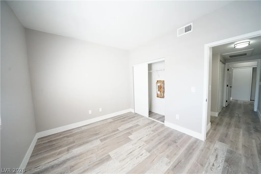 5650 Sahara, Las Vegas, NV 89142