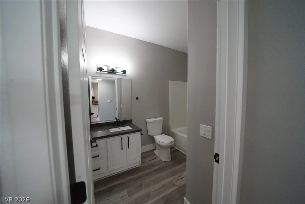 5650 Sahara, Las Vegas, NV 89142