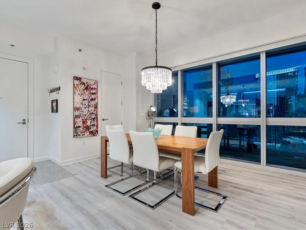4471 Dean Martin, Las Vegas, NV 89103